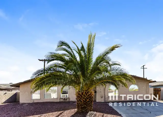 Property at 2205 Las Verdes St, Las Vegas, NV, 89102, 5 beds, 3 baths, [object Object]