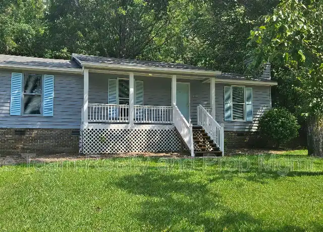 Property at 8106 Tamalpais Ct, Charlotte, NC, 28215, 3 beds, 2 baths, [object Object]