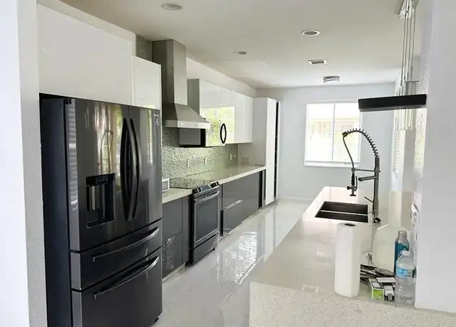 Property at 499 Conservation Dr, Weston, FL, 33327, 4 beds, 2.5 baths, [object Object]