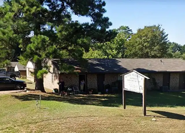Property at 1383 W 6th St, Rusk, TX, 75785, 1 bed, 1 bath, [object Object]
