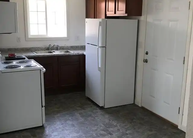 Property at 1611 Collins St Unit = A1, Webster City, IA, 50595, 1 bed, 1 bath, [object Object]
