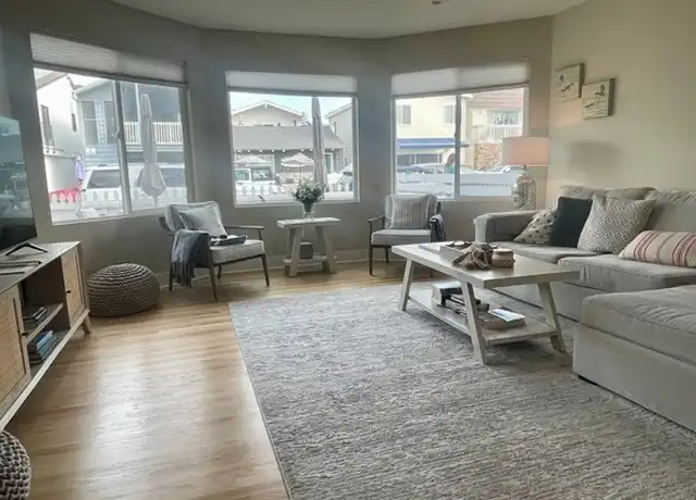 Property at 123 28th St, Newport Beach, CA, 92663, 3 beds, 3 baths, [object Object]