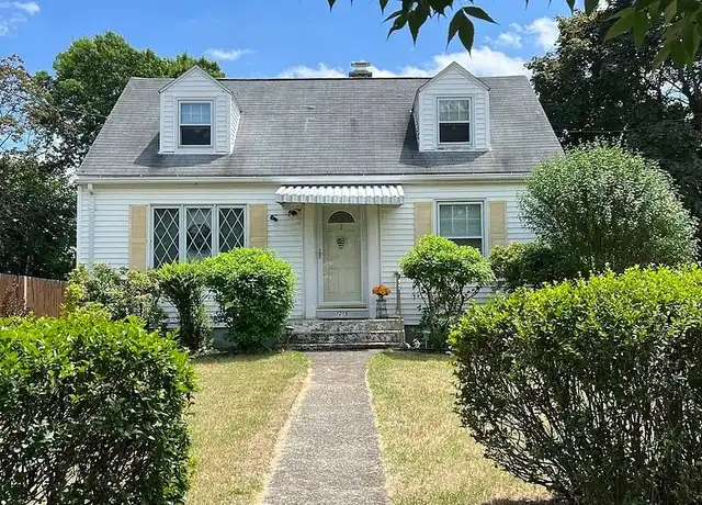Property at 1715 Carew St, Springfield, MA, 01104, 3 beds, 1 bath, [object Object]