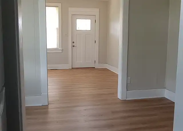 Property at 473 N Bayard Ave, Waynesboro, VA, 22980, 2 beds, 1 bath, [object Object]