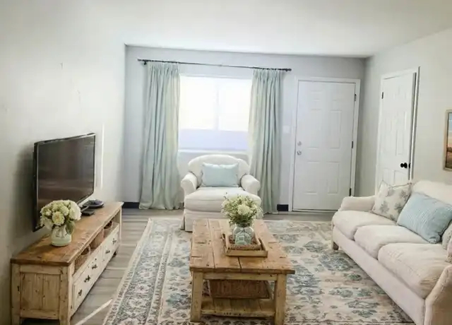 Property at 4307 Ericson Dr Unit 4, Colorado Springs, CO, 80906, 2 beds, 1 bath, [object Object]