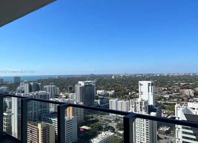 Property at 88 SW 7th St #2908, Miami, FL, 33130, 1 bed, 1.5 baths, [object Object]