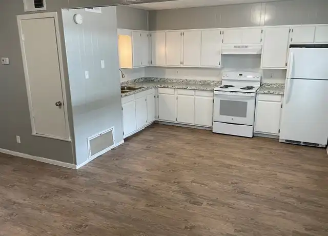 Property at 1209 Vance St Unit 24, Taylor, TX, 76574, 1 bed, 1 bath, [object Object]
