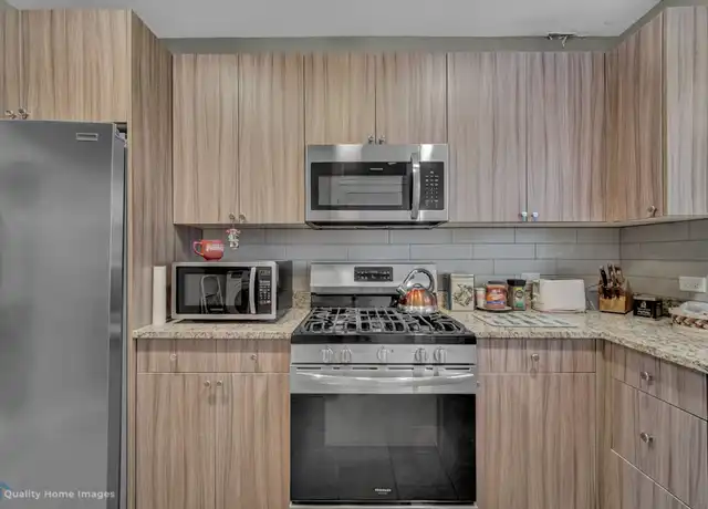 Property at 7242 Jackson Blvd Unit 1E, Forest Park, IL, 60130, 3 beds, 2 baths, [object Object]