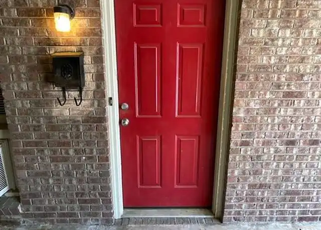 Property at 113 Cox Ave Unit C, Thomasville, NC, 27360, 2 beds, 1 bath, [object Object]