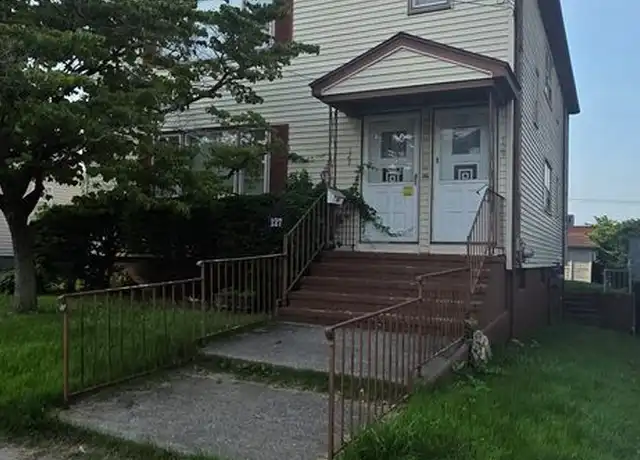 Property at 129 Price St Unit D, Bridgeport, CT, 06610, 1 bed, 1 bath, [object Object]