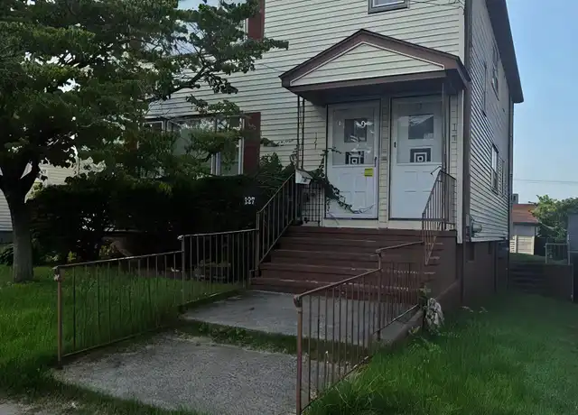 Property at 129 Price St Unit D, Bridgeport, CT, 06610, 1 bed, 1 bath, [object Object]