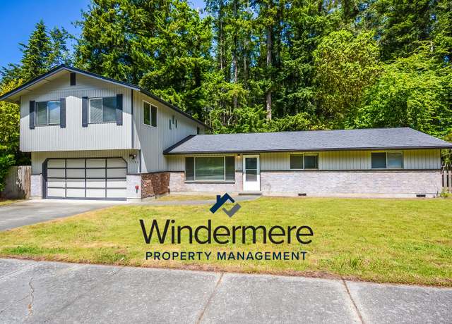 Photo of 1792 NE Sumner Dr, Oak Harbor, WA 98277