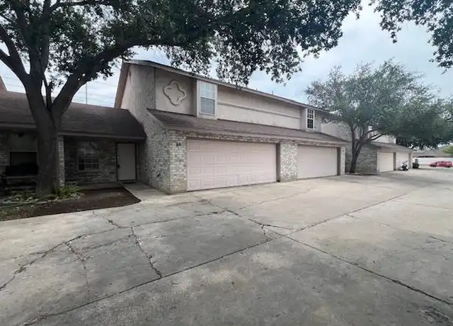 Property at 8801 McPherson Rd Unit 4A, Laredo, TX, 78045, 3 beds, 3 baths, [object Object]