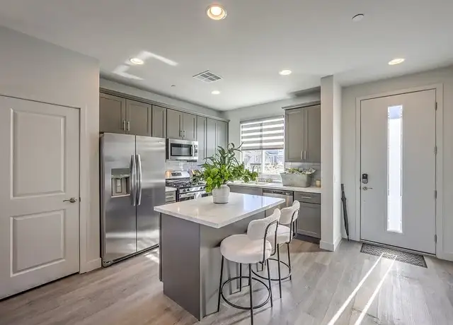 Photo of 9445 Titania Dawn St, Las Vegas, NV 89178