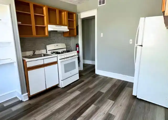 Property at 456 S Broadway, Gloucester City, NJ, 08030, 3 beds, 1 bath, [object Object]