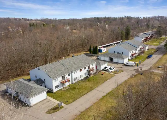 Property at Creekside at Fenton Heights - 12911 Fenton Heights Blvd, Fenton, MI, 48430, 2 beds, 1-2 bath, [object Object]