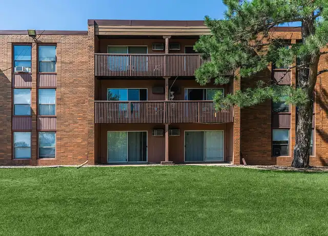 Property at Holiday Acres Apartments - 1812 Oakdale Ave, Saint Paul, MN, 55118, 0-2 beds, 1-1.5 bath, [object Object]