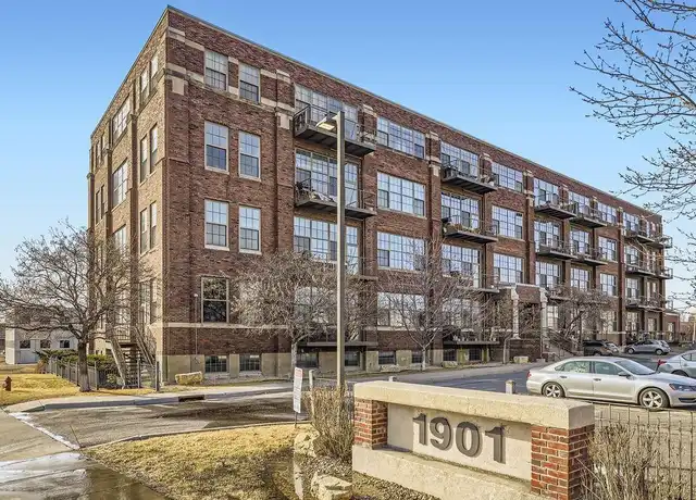 Property at 1901 E Hennepin Ave, Minneapolis, MN, 55413, 1 bed, 1 bath, [object Object]