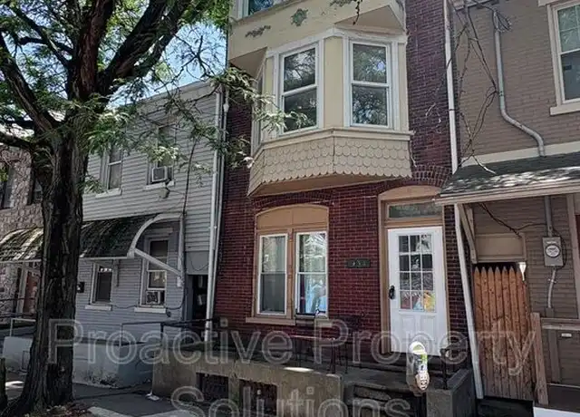 Property at 934 W Walnut St, Allentown, PA, 18102, 1 bed, 1 bath, [object Object]