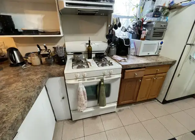 Property at 46 Park Vale Ave #3, Allston, MA, 02134, 4 beds, 2 baths, [object Object]