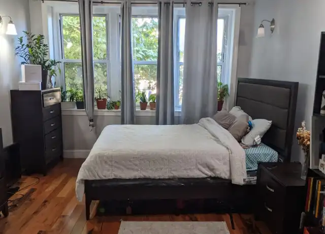 Property at 1631 S Broad St Unit 2R, Philadelphia, PA, 19148, 1 bed, 1 bath, [object Object]