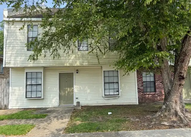 Property at 5121 E Hunters Chapel Ct Unit A, Baton Rouge, LA, 70817, 2 beds, 2 baths, [object Object]