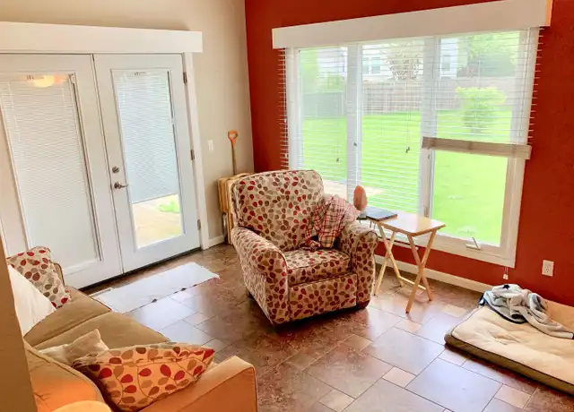 Property at 10 Westbrook Cir #10, Madison, WI, 53711, 3 beds, 1.5 baths, [object Object]