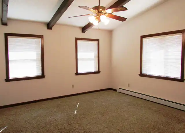 Property at 5608 US 64, Farmington, NM, 87401, 2 beds, 2 baths, [object Object]