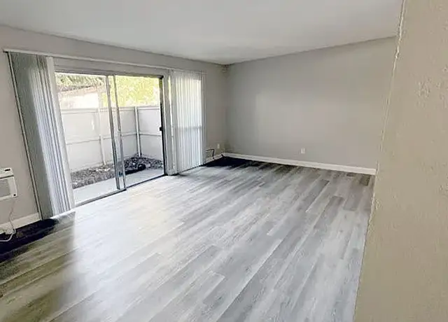 Photo of 1250 Walker Ave, Walnut Creek, CA 94596