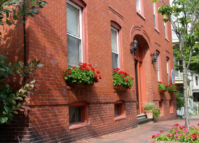 Property at 111 Sherman St Unit 4, Portland, ME, 04101, 1 bed, 1 bath, [object Object]