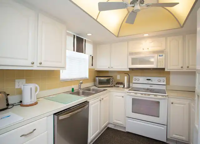 Property at 315 Saint Andrews Blvd Unit A25, Naples, FL, 34113, 2 beds, 2 baths, [object Object]