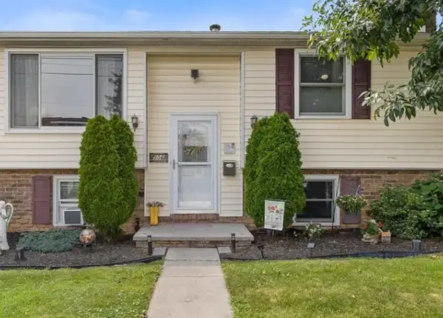 Property at 506 Penn St, Hanover, PA, 17331, 1 bed, 1 bath, [object Object]