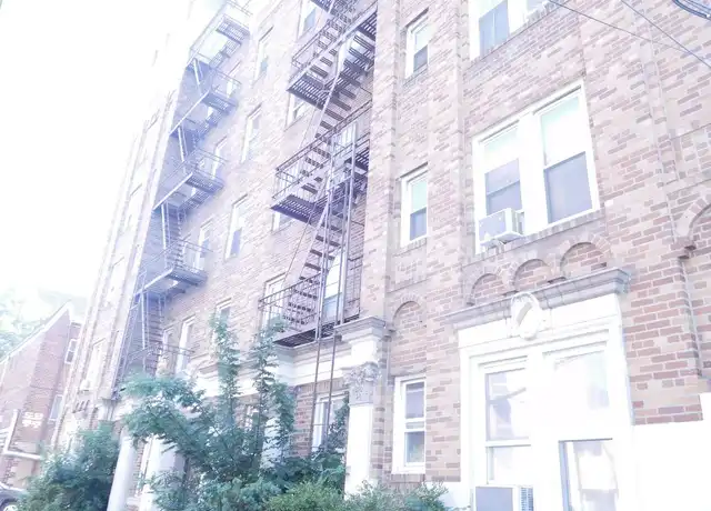 Property at 36-20 Parsons Blvd Unit 3F, Flushing, NY, 11354, 1 bed, 1 bath, [object Object]