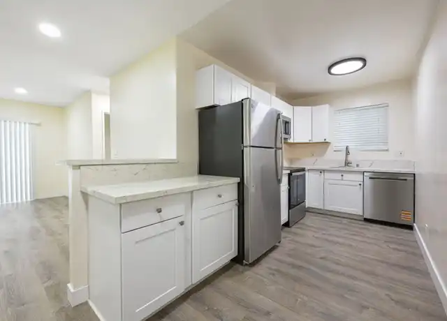 Property at 1707 Chalcedony St Unit 12, San Diego, CA, 92109, 1 bed, 1 bath, [object Object]