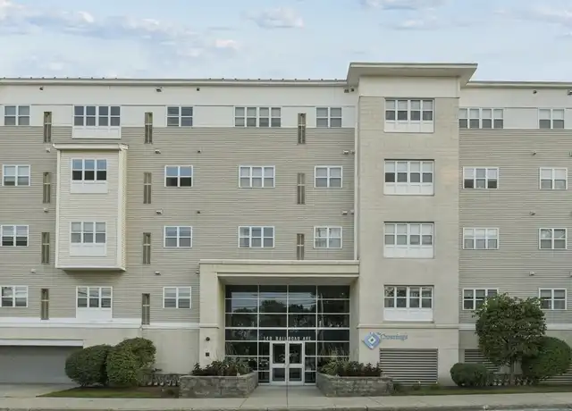 Property at 140 Railroad Ave, Norwood, MA, 02062, 2 beds, 2 baths, [object Object]