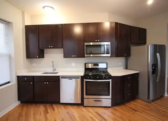 Property at 4200 N Milwaukee Ave, Chicago, IL, 60641, 3 beds, 2 baths, [object Object]