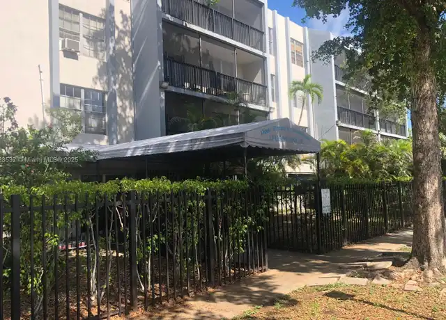 Property at 13455 NE 10th Ave #208, North Miami, FL, 33161, 1 bed, 1 bath, [object Object]