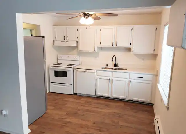 Property at 8216 W 31st St Unit 05A, Minneapolis, MN, 55426, 2 beds, 1 bath, [object Object]