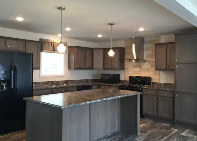 Property at Broadview Estates - 4250 N State Rd, Davison, MI, 48423, 3 beds, 2 baths, [object Object]