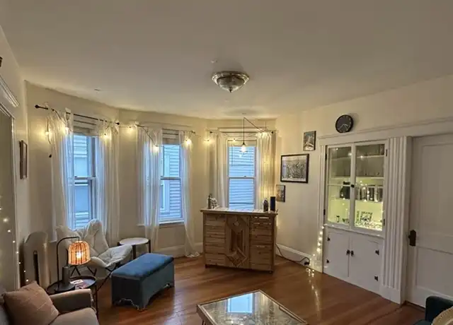 Property at 166 Kelton St Unit 3, Boston, MA, 02134, 3 beds, 1 bath, [object Object]