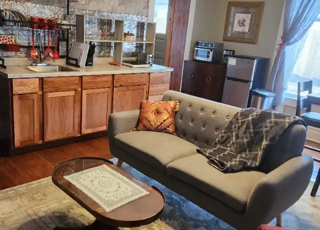 Property at 714 E 17th St Unit 1, Cheyenne, WY, 82001, 1 bed, 1 bath, [object Object]
