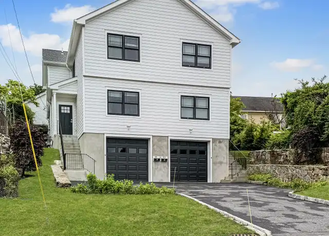 Property at 15 Oak Dr, Riverside, CT, 06878, 3 beds, 2.5 baths, [object Object]