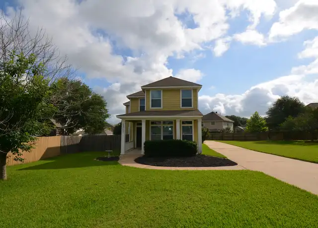 Property at 2803 Weeping Willow Cir, Brenham, TX, 77833, 4 beds, 2.5 baths, [object Object]