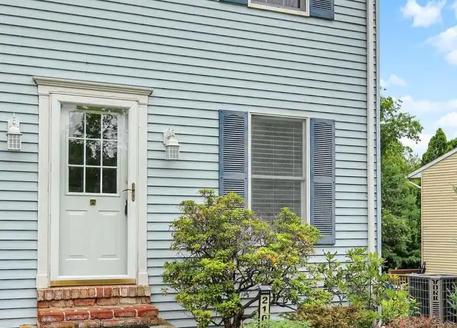Property at 2102 Foxfire Dr, Mechanicsburg, PA, 17055, 2 beds, 1.5 baths, [object Object]