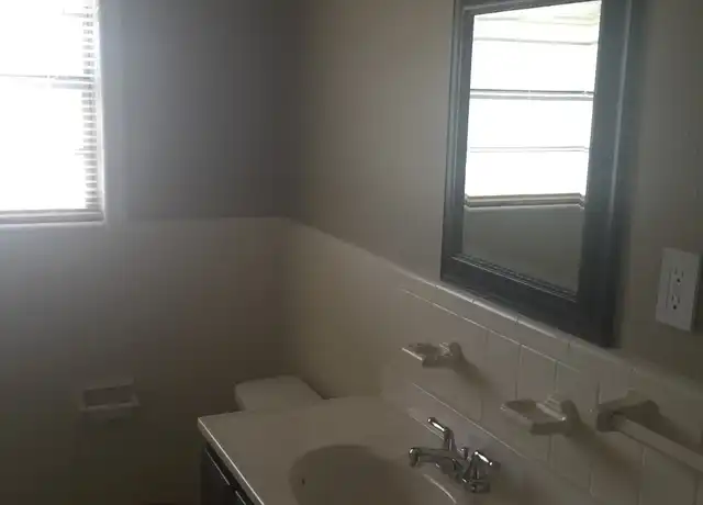 Property at 2801 Del Papa St Unit 5, Victoria, TX, 77901, 1 bed, 1 bath, [object Object]