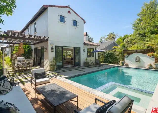 Property at 538 N Sierra Bonita Ave, Los Angeles, CA, 90036, 4 beds, 4 baths, [object Object]