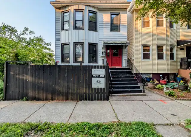 Property at 2835 W 38th Pl Unit 2, Chicago, IL, 60632, 4 beds, 1 bath, [object Object]