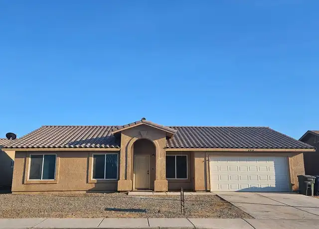 Property at 7937 E 42nd Pl, Yuma, AZ, 85365, 4 beds, 2 baths, [object Object]