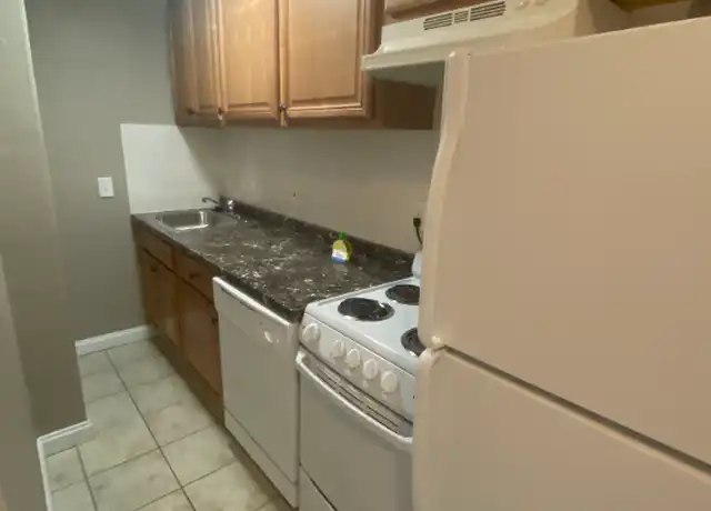 Property at 1862 Beacon St Unit 3-12, Brookline, MA, 02445, 1 bed, 1 bath, [object Object]