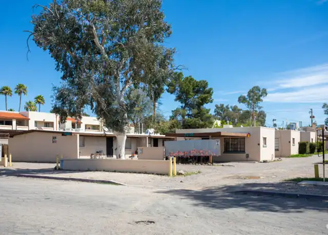 Property at 2620 N 14th Ave Unit WI2630-1, Tucson, AZ, 85705, 4 beds, 1 bath, [object Object]